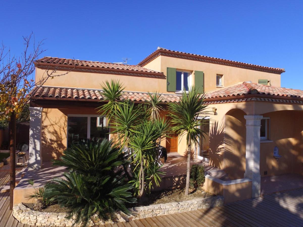 Maison Les Pins Aigues-Mortes Luaran gambar