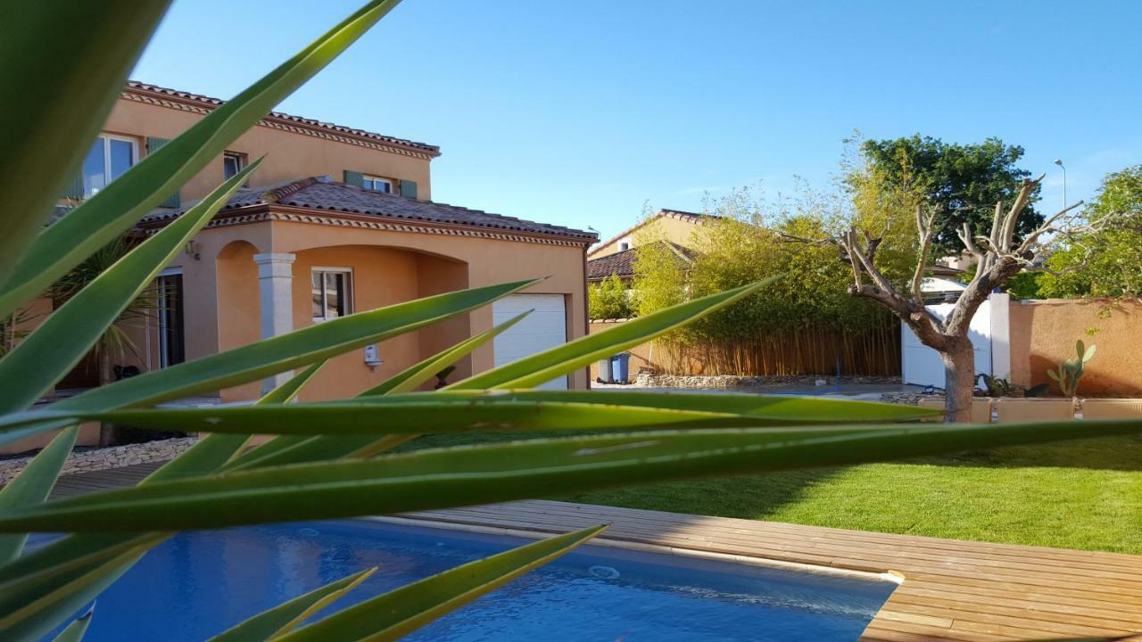 Maison Les Pins Aigues-Mortes Luaran gambar